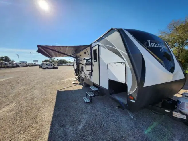 Used 2018 Grand Design Imagine 2800BH