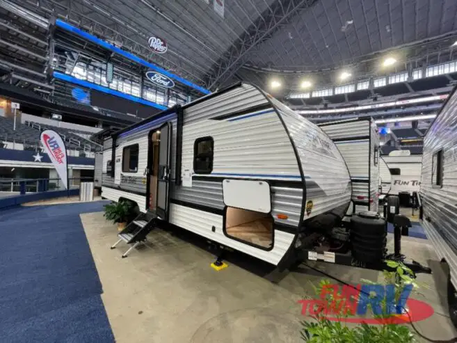 NEW 2024 CROSSROADS RV FUN TIME 250RR